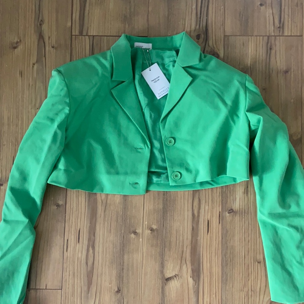Cropped blazer Danielle Bernstein WeWoreWhat